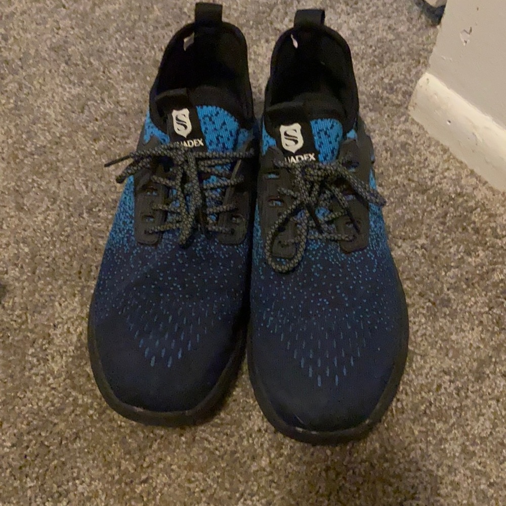 Men’s sneakers